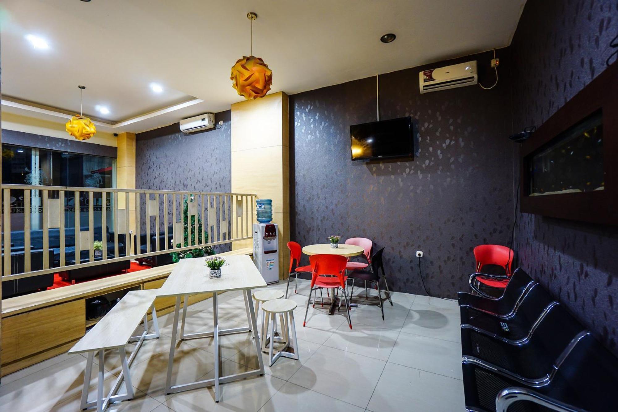 Hotel O Makassar Near Gereja Advent Tikala Baru Formerly Rid'S Hotel Manado Esterno foto