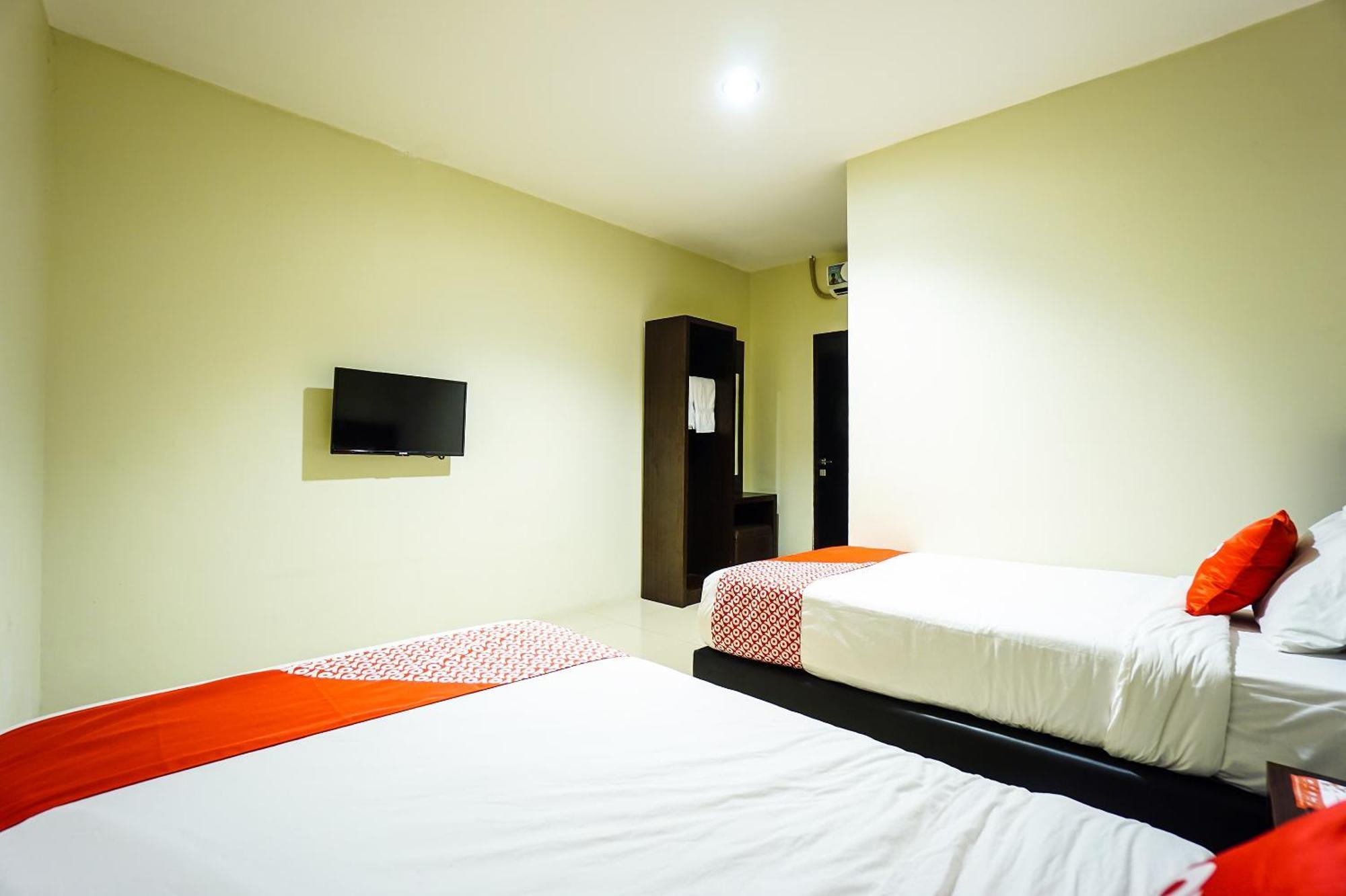 Hotel O Makassar Near Gereja Advent Tikala Baru Formerly Rid'S Hotel Manado Esterno foto